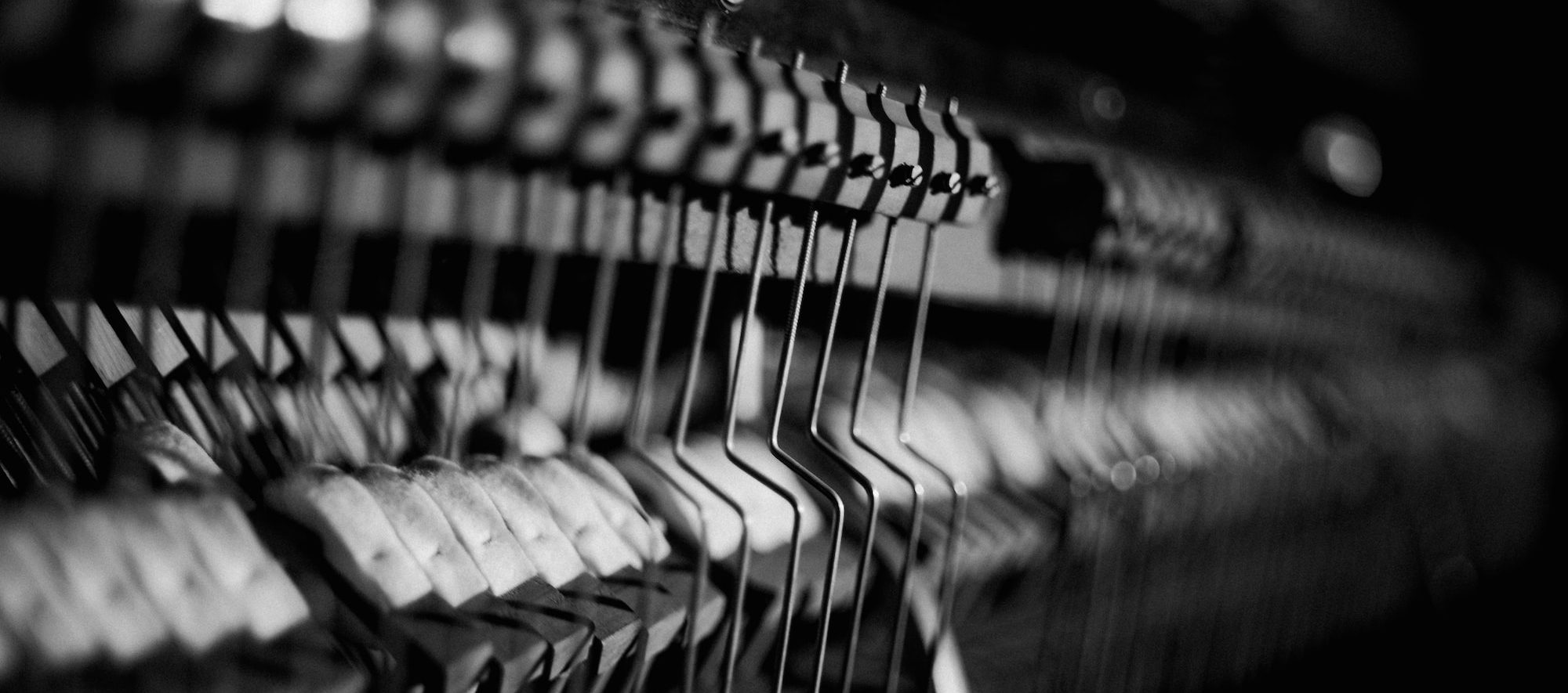 Für die Filmmusik: Piano im Tonstudio "Rud. Ibach Sohn"